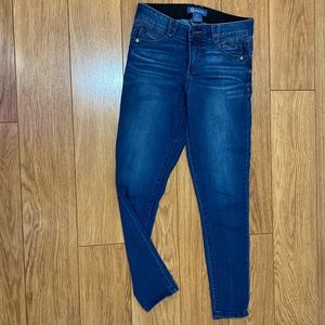Democracy “Ab”solution jeans